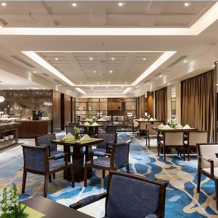 The Qube Hotel Jingzhou Extérieur photo