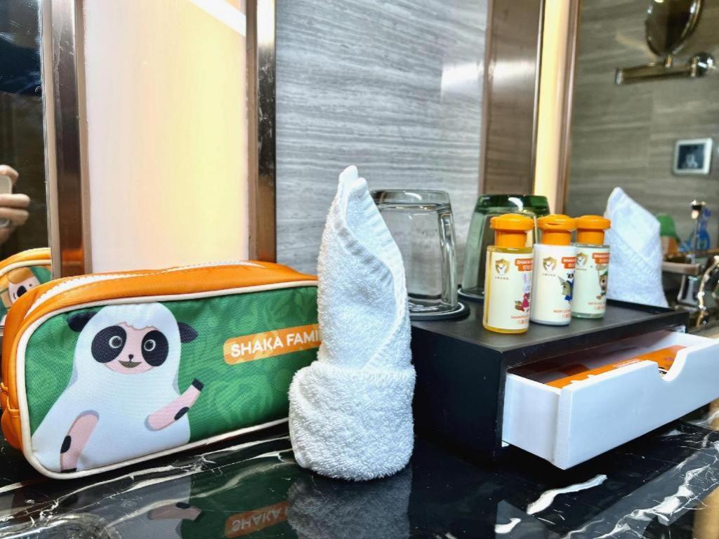 The Qube Hotel Jingzhou Extérieur photo
