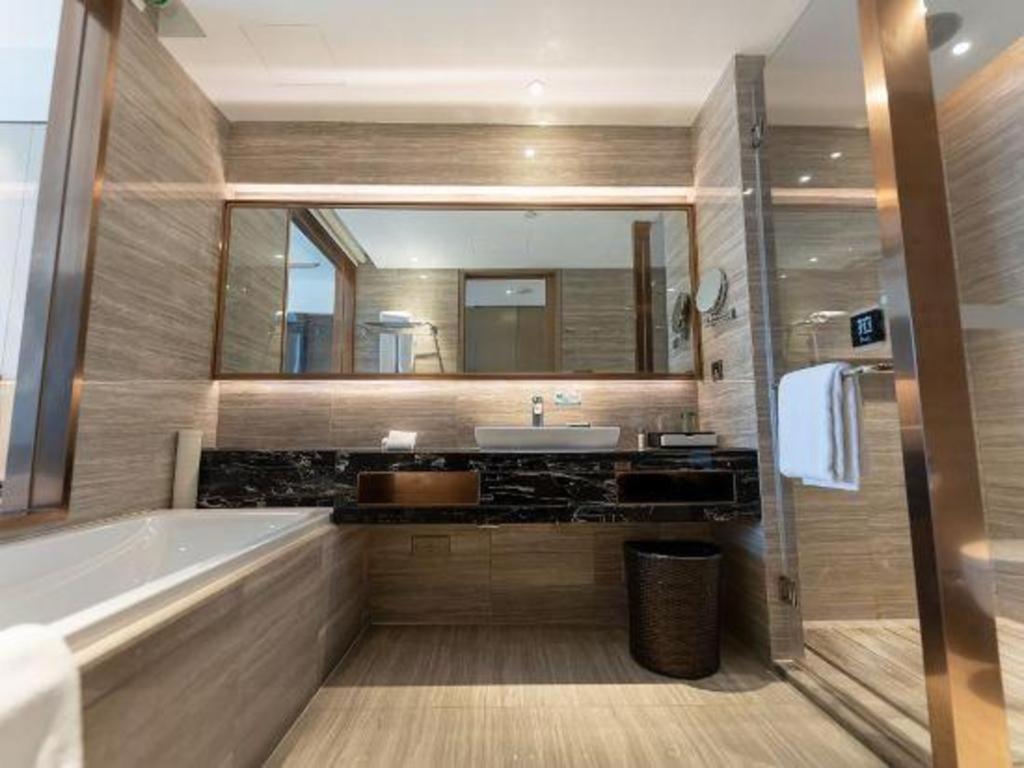 The Qube Hotel Jingzhou Extérieur photo