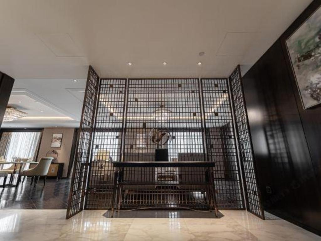 The Qube Hotel Jingzhou Extérieur photo