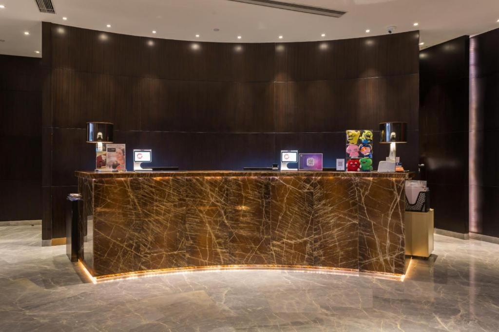 The Qube Hotel Jingzhou Extérieur photo